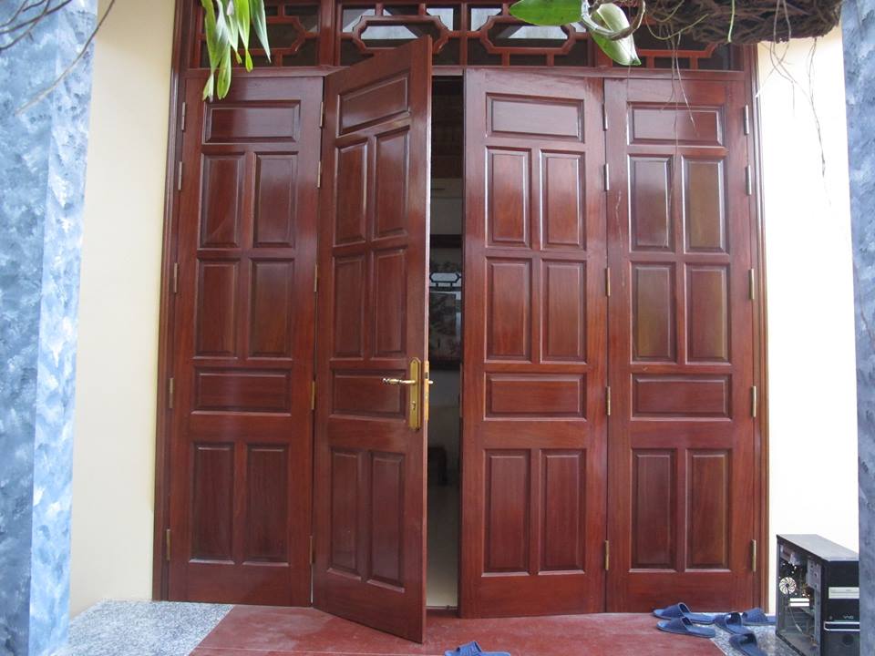 Kích thước lỗ ban cửa đi với cửa đi 4 cánh mở quay (2 cánh chính, 2 cánh phụ)