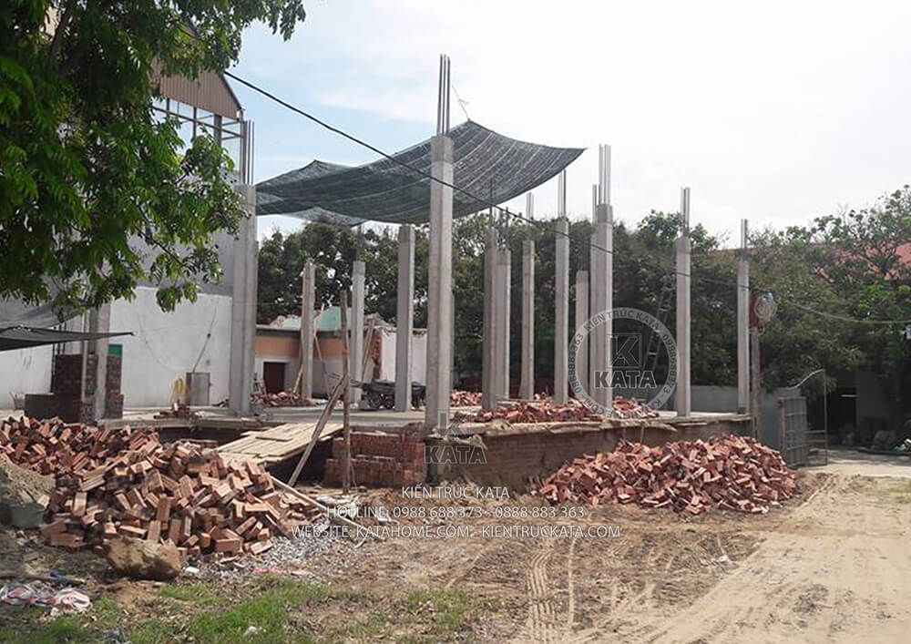 Tiến độ thi công tầng 1 của mẫu nhà mái Thái 3 tầng tân cổ điển tại Thái Bình - Mã số: BT 31135 (1)