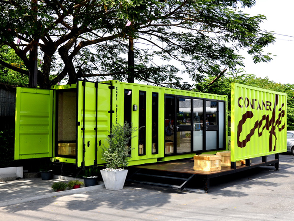 Container được thiết kế thành quán cafe bắt mắt