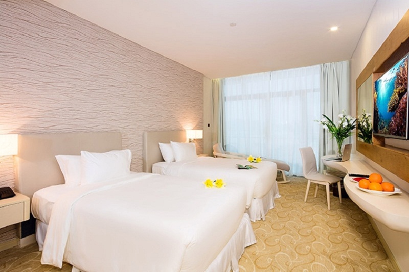 Phòng Grand Room - Khách sạn Diamond Bay Nha Trang