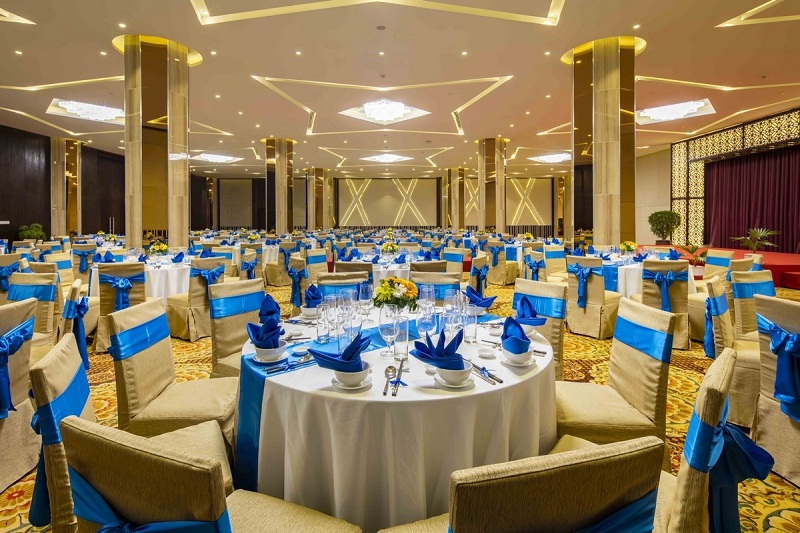 Tiệc cưới - Khách sạn Diamond Bay Nha Trang