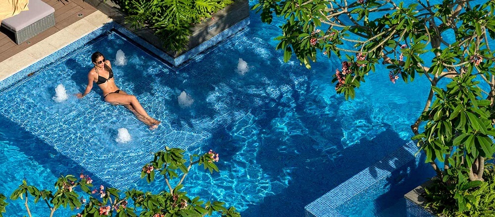 Bể bơi - Khách sạn InterContinental Nha Trang