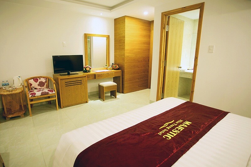 Phòng Superior - Khách sạn Majestic Nha Trang