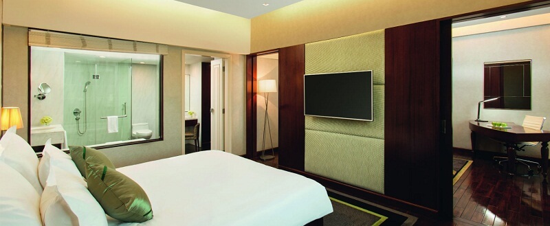 Phòng Suite - Khách sạn Movenpick Hà Nội