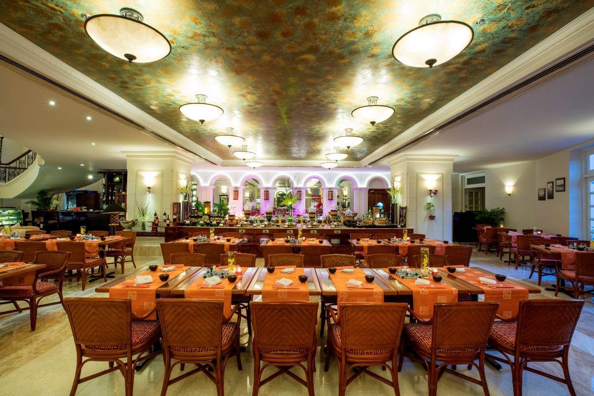 Nhà hàng Hương Việt - Khách sạn Sunrise Nha Trang