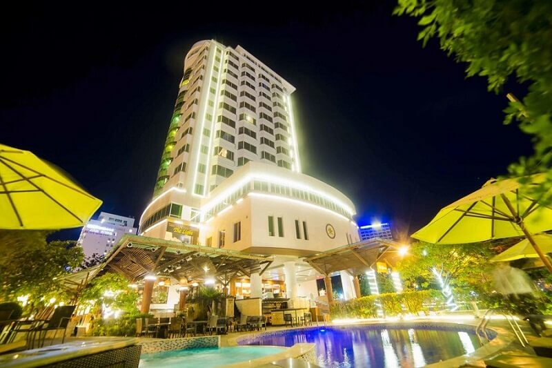Khách sạn The Light Nha Trang - The Light Hotel & Resort