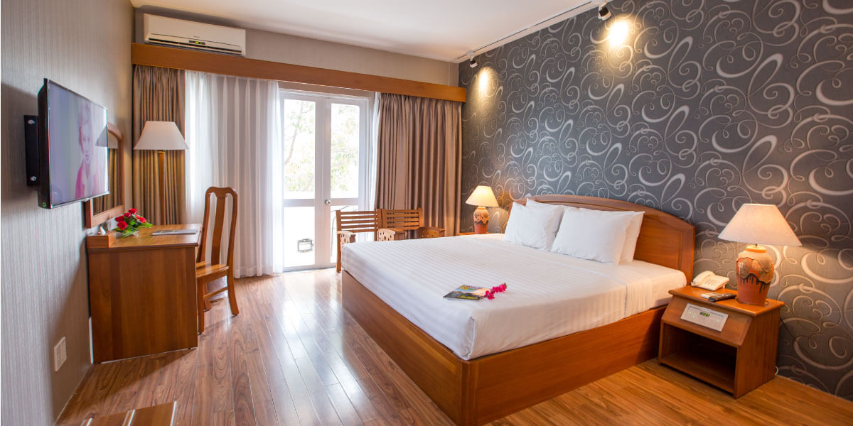 Phòng Deluxe - Khách sạn Viễn Đông Nha Trang