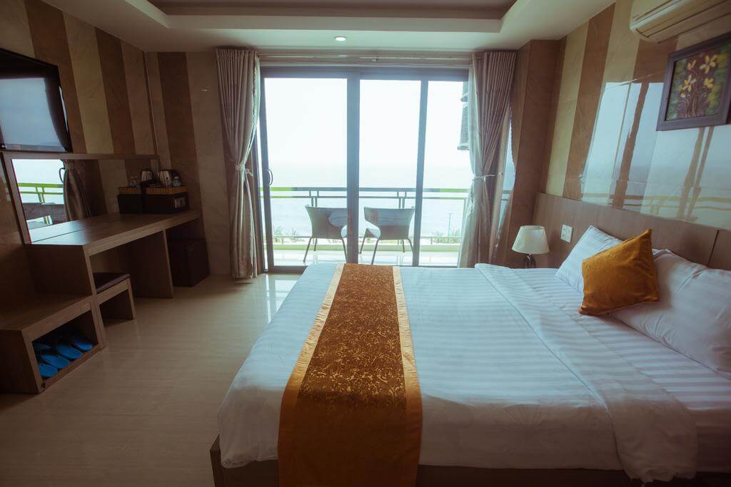 Phòng View biển 1 giường - Khách sạn Việt Hà Nha Trang