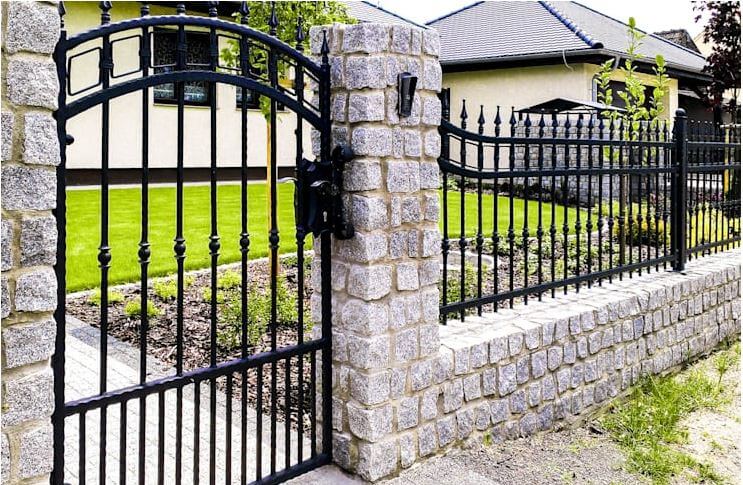 26 ý tưởng thiết kế hàng rào đẹp cho ngôi nhà của bạn - 10