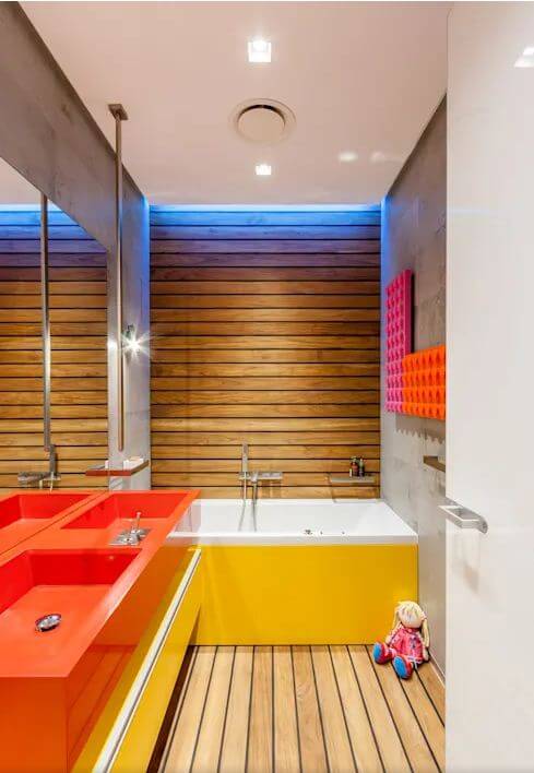 Kết hợp gỗ và màu sắc cho phòng vệ sinh trở nên độc đáo - Thiết kế phòng tắm