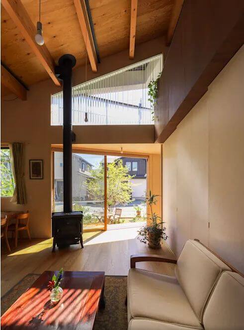 Không gian nội thất ấm áp - Mẫu nhà gỗ 2 tầng Nhật Bản