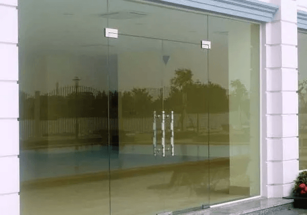 Cửa kính cường lực