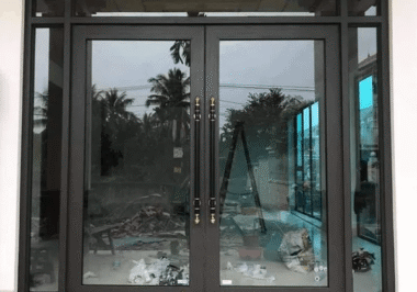 Cửa kính cường lực