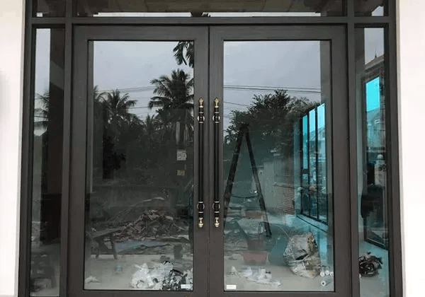 Cửa kính cường lực